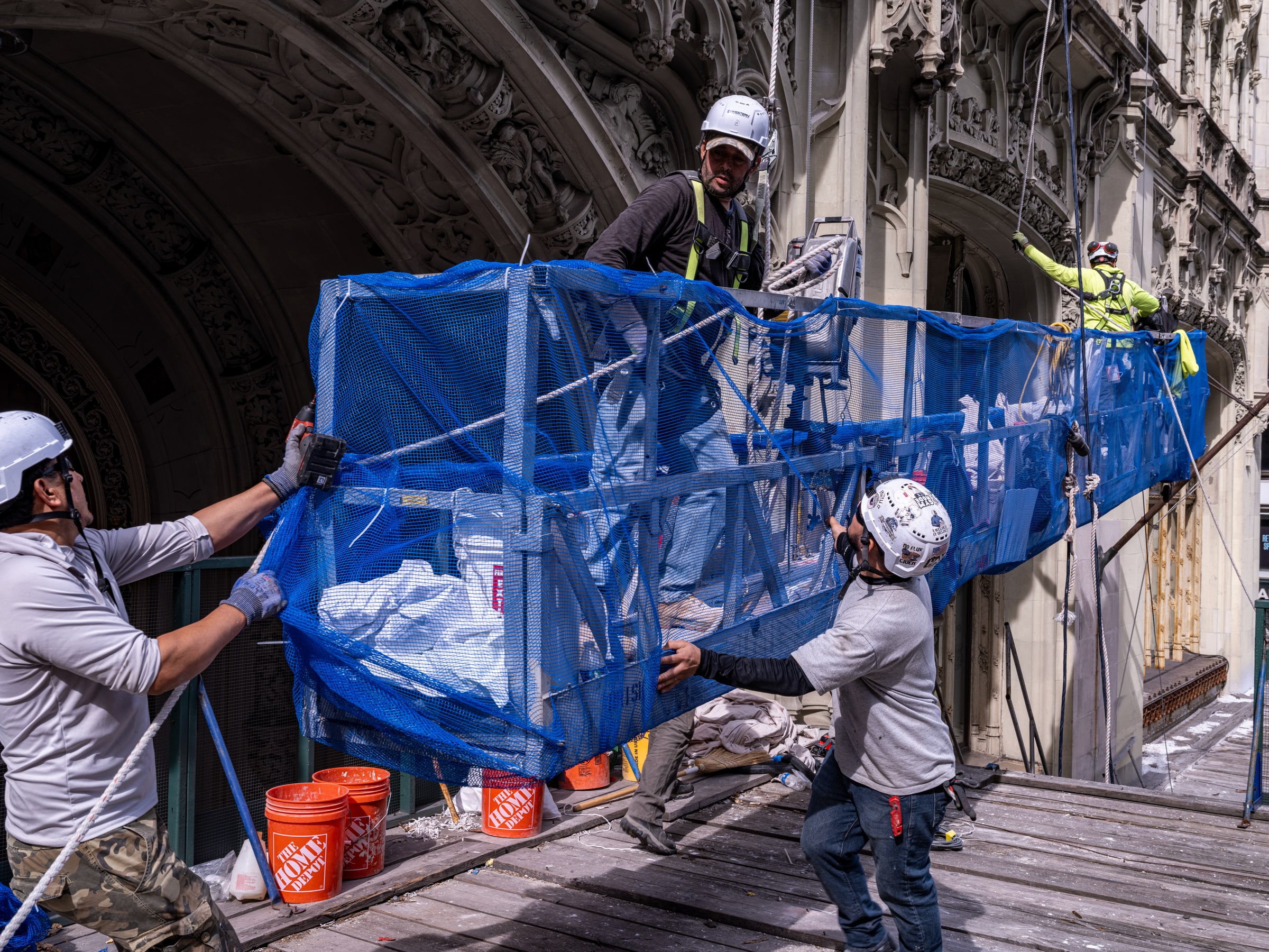 The Woolworth Building, figure 6
